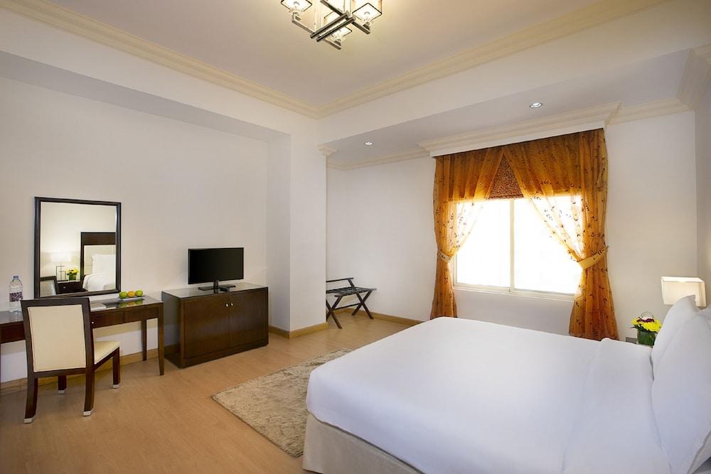 Al Safir Hotel Manama Eksteriør billede