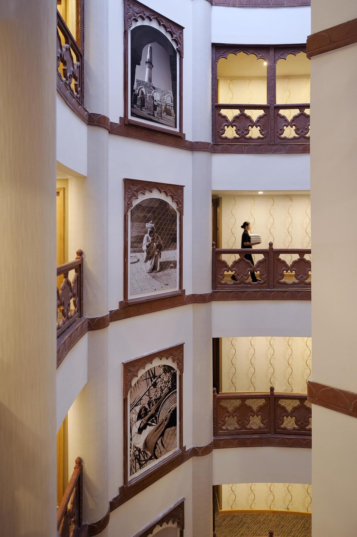 Al Safir Hotel Manama Interiør billede