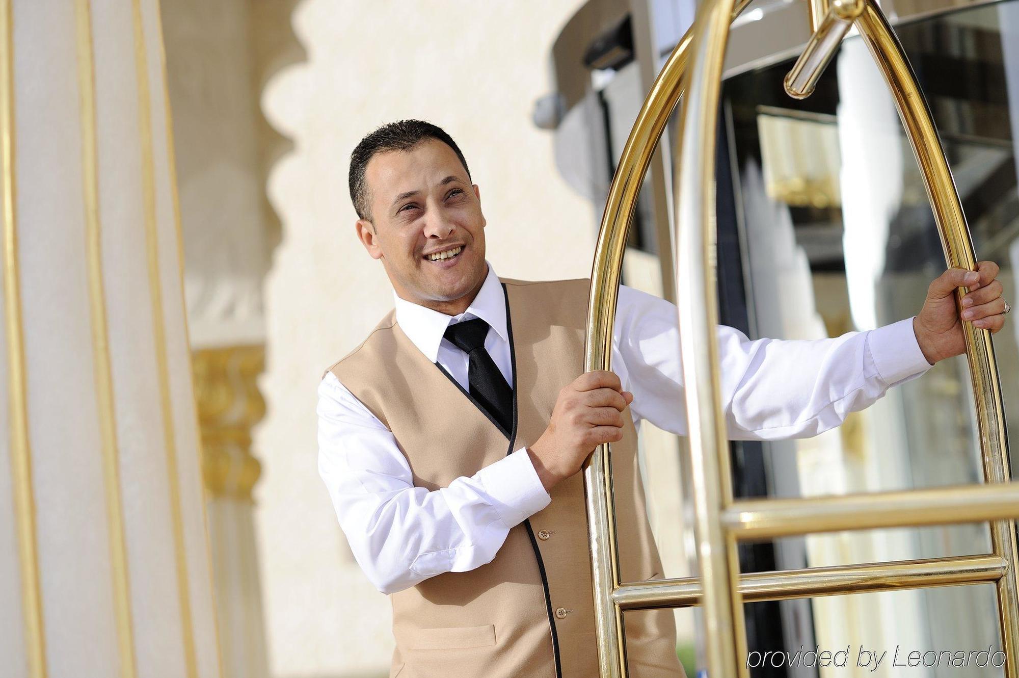 Al Safir Hotel Manama Interiør billede