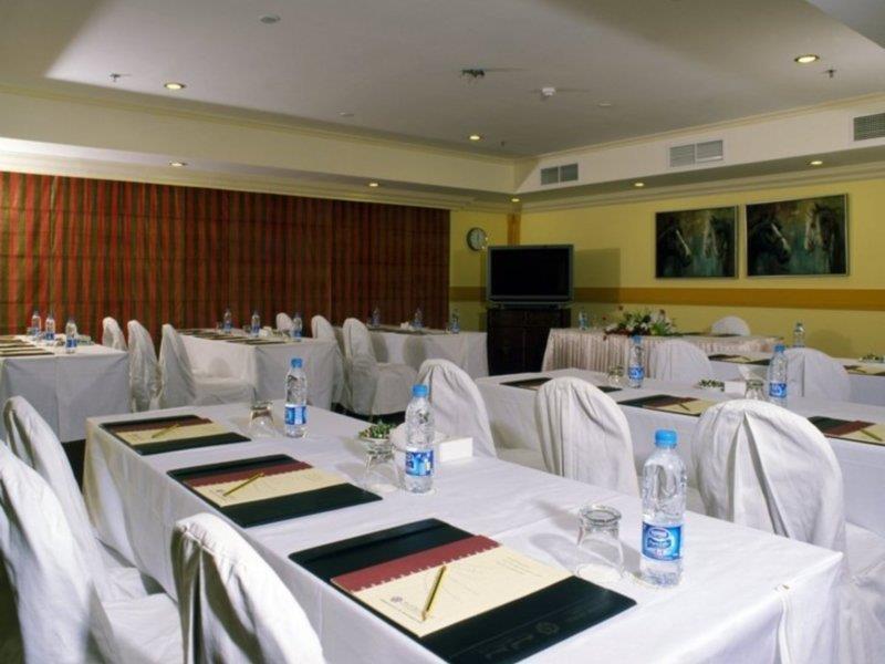 Al Safir Hotel Manama Eksteriør billede