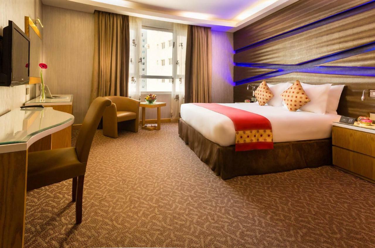 Al Safir Hotel Manama Eksteriør billede