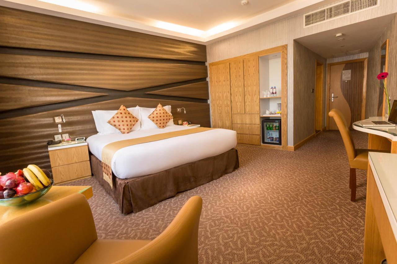 Al Safir Hotel Manama Eksteriør billede